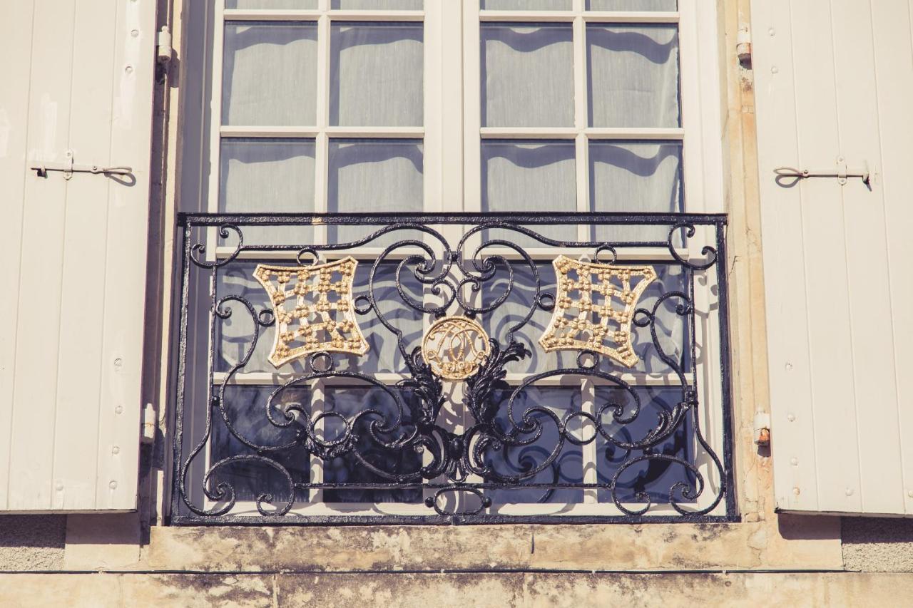 La Maison de la Liberté Suite Jeanne Barret Poitiers Exterior foto